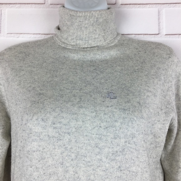 ◾️SOLD◾️LAUREN Ralph Lauren Turtleneck Sweater - Picture 3 of 4